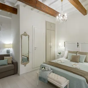 Accademia Gallery Charming Appartamento